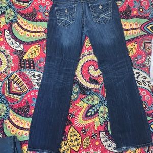 Distressed Decree Jeans